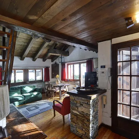 Apartment A Due Passi Da Courmayuer Courmayeur
